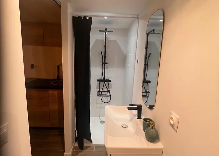 Independant Et Equipe Proche Circuit Des 24h Et Pole Europeen Du Cheval Yvré-lʼÉvêque